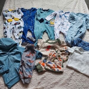 Bundle (12 pieces) 6mo Cool Weather Baby Boys Clothing Fall Winter